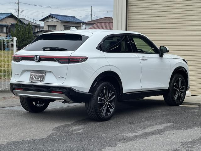 ヴェゼル e:HEV Z 登録済み未使用車/ホンダコネクトディスプレイ/バックカメラ/ETC車載器/アダプティブクルーズコントロール/前席シートヒーター/ステアリングヒーター/衝突被害軽減ブレーキ/ブラインドスポットモニター(11枚目)