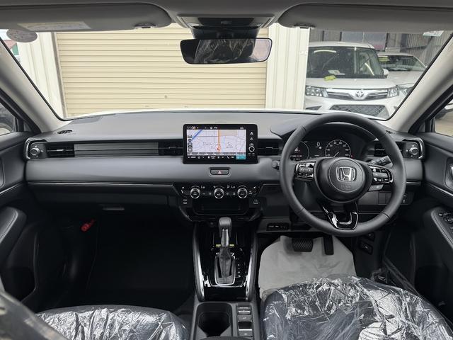 ヴェゼル e:HEV Z 登録済み未使用車/ホンダコネクトディスプレイ/バックカメラ/ETC車載器/アダプティブクルーズコントロール/前席シートヒーター/ステアリングヒーター/衝突被害軽減ブレーキ/ブラインドスポットモニター(12枚目)