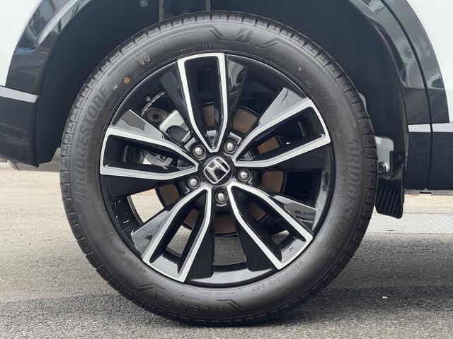 ヴェゼル e:HEV Z 登録済み未使用車/ホンダコネクトディスプレイ/バックカメラ/ETC車載器/アダプティブクルーズコントロール/前席シートヒーター/ステアリングヒーター/衝突被害軽減ブレーキ/ブラインドスポットモニター(33枚目)