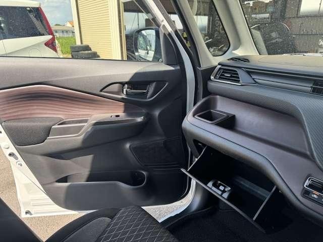 ソリオバンディット ハイブリッドMV 登録済み未使用車/両側電動スライドドア/衝突被害軽減ブレーキ/ブラインドスポットモニター/LEDヘッドライト/後席サーキュレータ/後席ロールサンシェード/前席ヒーター/アダプティブクルーズコントロール(21枚目)