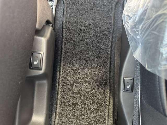 ソリオバンディット ハイブリッドMV 登録済み未使用車/両側電動スライドドア/衝突被害軽減ブレーキ/ブラインドスポットモニター/LEDヘッドライト/後席サーキュレータ/後席ロールサンシェード/前席ヒーター/アダプティブクルーズコントロール(23枚目)