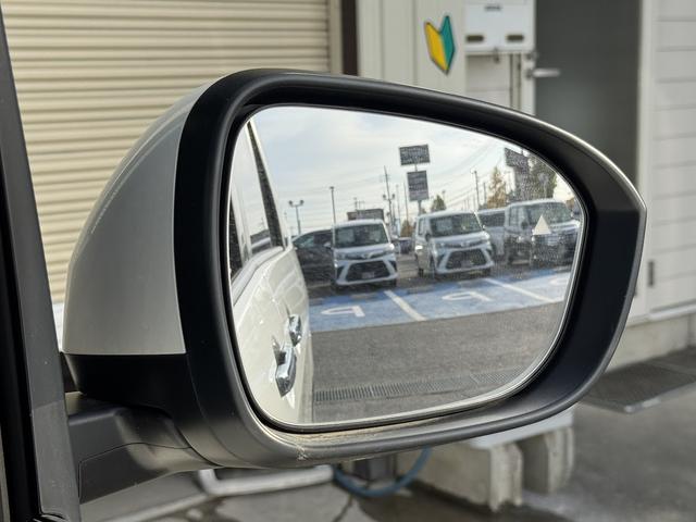 セレナ ハイウェイスターV 登録済み未使用車/4WD/ホットプラスpkg/12.3型ナビ/アラウンドビューモニター/インテリジェントルームミラー/ブラインドスポットモニター/両側電動スライドドア/リアエアコン/プロパイロット(35枚目)