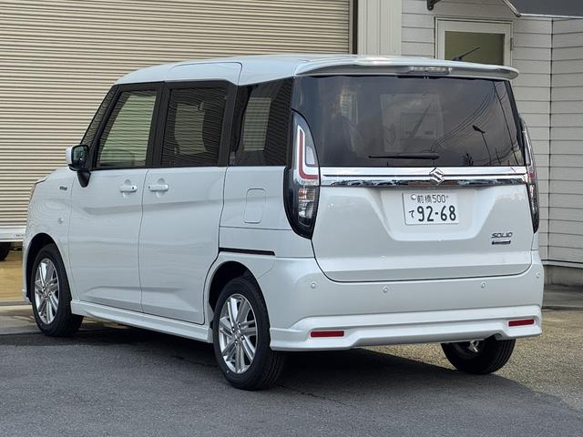 ソリオ ハイブリッドＭＸ　登録済み未使用車／ＥＴＣ２．０／電動スライドドア／衝突被害軽減ブレーキ／レーダークルーズコントロール／前席シートヒーター／後席ロールサンシェード／格納式テーブル／純正１５インチアルミホイール／ＡＨＢ（31枚目）