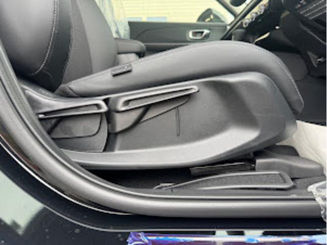 ヴェゼル e:HEV Z 登録済み未使用車/ホンダコネクトディスプレイ/バックカメラ/ETC2.0/置くだけ充電/アダプティブクルーズコントロール/オートブレーキホールド/ブラインドスポットモニター/ステアリングヒーター(26枚目)