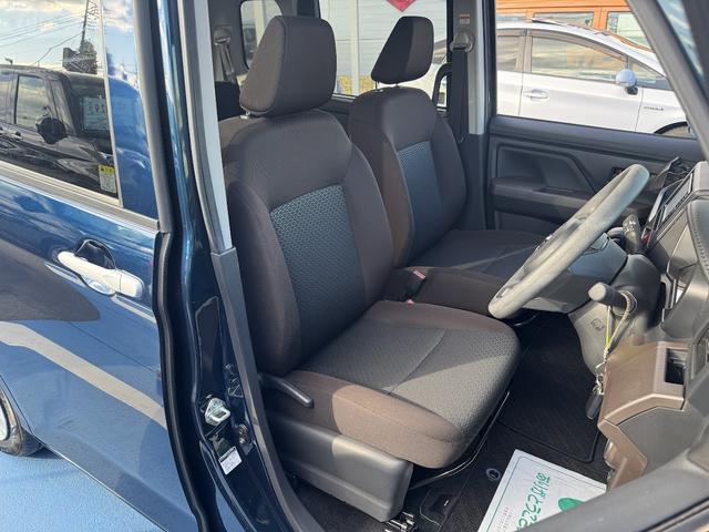 ルーミー Ｘ　衝突被害軽減ブレーキ／電動スライドドア／地デジ対応ナビ／バックカメラ／ＥＴＣ車載器／プッシュスタート／クリアランスソナー／後席ロールサンシェード／レーザーブルークリスタルシャイン／車検整備付き／禁煙車（13枚目）