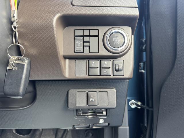 ルーミー Ｘ　衝突被害軽減ブレーキ／電動スライドドア／地デジ対応ナビ／バックカメラ／ＥＴＣ車載器／プッシュスタート／クリアランスソナー／後席ロールサンシェード／レーザーブルークリスタルシャイン／車検整備付き／禁煙車（20枚目）