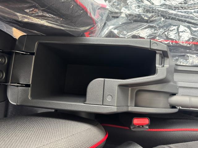 ライズ Ｇ　ナビレディパッケージ／衝突被害軽減ブレーキ／ＬＥＤヘッドライト／純正１６インチアルミホイール／プッシュスタート／コーナーセンサー／運転席シートリフター／オートエアコン／オートリトラミラー／禁煙車（19枚目）