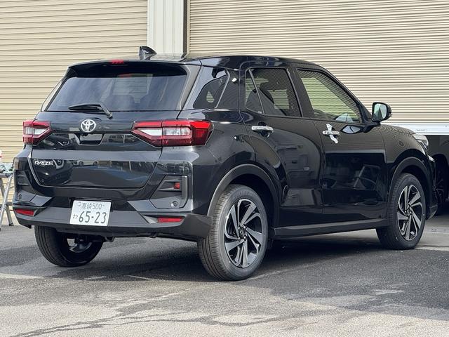 ライズ Ｚ　ナビレディパッケージ／衝突被害軽減ブレーキ／レーダークルーズコントロール／オートブレーキホールド／前席シートヒーター／ＬＥＤヘッドライト／純正１７インチＡＷ／シーケンシャルウィンカー／プッシュスタート（11枚目）