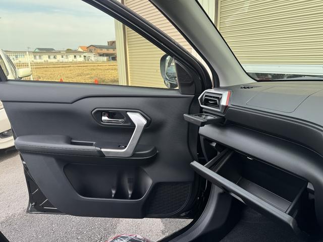 ライズ Ｚ　ナビレディパッケージ／衝突被害軽減ブレーキ／レーダークルーズコントロール／オートブレーキホールド／前席シートヒーター／ＬＥＤヘッドライト／純正１７インチＡＷ／シーケンシャルウィンカー／プッシュスタート（18枚目）