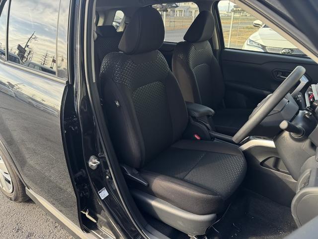 ライズ Ｘ　衝突被害軽減ブレーキ／ワンセグ対応ナビ／バックカメラ／ＥＴＣ車載器／プッシュスタート／クリアランスソナー／ＣＤ再生／Ｂｌｕｅｔｏｏｔｈ対応／ステアリングスイッチ／ブラックマイカメタリック／禁煙車（13枚目）