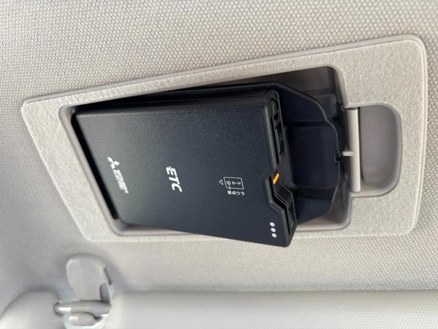 ＣＸ－３ １５Ｓ　ツーリング　純正８．８インチディスプレイナビ　マルチカメラ　フルセグ　Ｂｌｕｅｔｏｏｔｈオーディオ　ＵＳＢ　ＡｐｐｌｅｃａｒＰｌａｙ　ＬＥＤヘッドライト　ＥＴＣ　コーナーセンサー　衝突軽減ブレーキ（8枚目）
