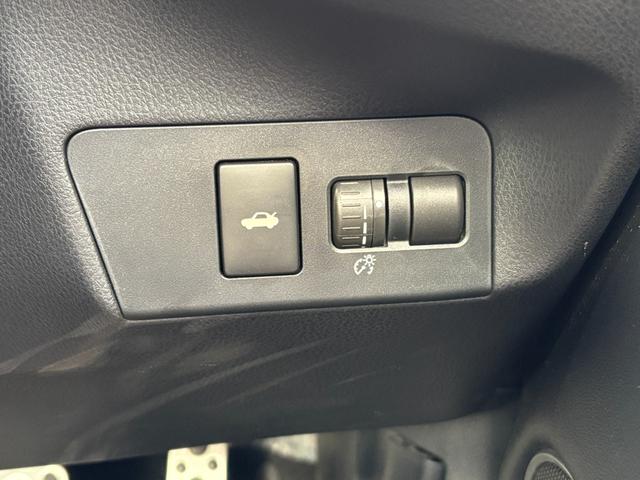 ８６ ＧＴリミテッド　純正ＳＤナビ　バックカメラ　ＴＶ　Ｂｌｕｅｔｏｏｔｈオーディオ　ＬＥＤヘッドライト　フォグ　シートヒーター　クルーズコンロトール　ＥＴＣ　ステリモ　ドラレコ前後　リアスポイラー　赤黒ハーフレザー（14枚目）
