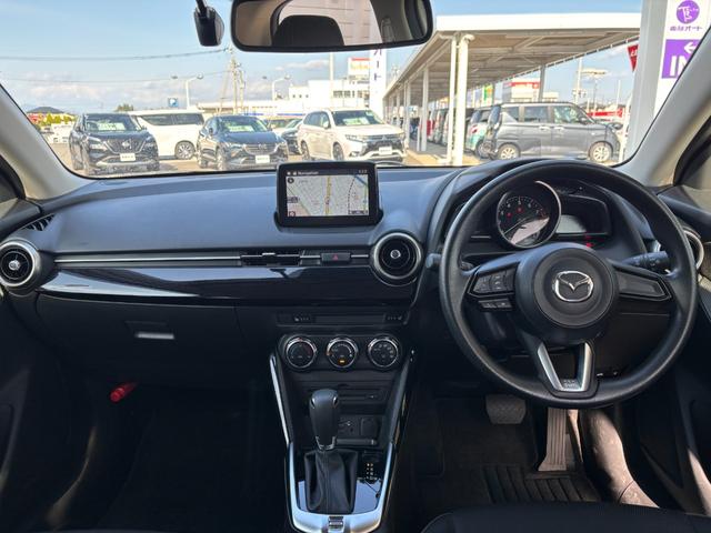 MAZDA2 15Sプロアクティブ 純正SDナビ フルセグ CD&DVD再生 Bluetoothオーディオ 全方位カメラ LEDヘッドライト シートヒーター ETC LEDヘッドライト ステアリングスイッチ コーナーセンサー(2枚目)