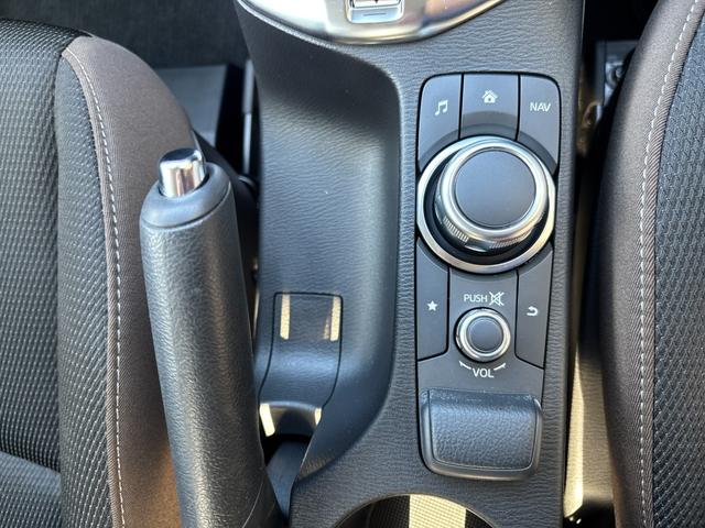 MAZDA2 15Sプロアクティブ 純正SDナビ フルセグ CD&DVD再生 Bluetoothオーディオ 全方位カメラ LEDヘッドライト シートヒーター ETC LEDヘッドライト ステアリングスイッチ コーナーセンサー(8枚目)