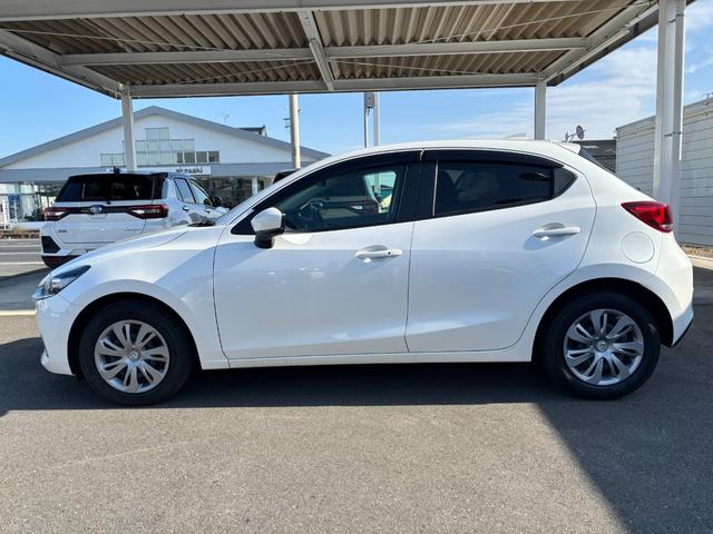 MAZDA2 15Sプロアクティブ 純正SDナビ フルセグ CD&DVD再生 Bluetoothオーディオ 全方位カメラ LEDヘッドライト シートヒーター ETC LEDヘッドライト ステアリングスイッチ コーナーセンサー(23枚目)