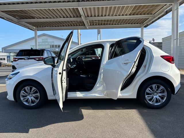 MAZDA2 15Sプロアクティブ 純正SDナビ フルセグ CD&DVD再生 Bluetoothオーディオ 全方位カメラ LEDヘッドライト シートヒーター ETC LEDヘッドライト ステアリングスイッチ コーナーセンサー(24枚目)