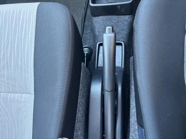 ピクシスエポック G SAIII SDナビ フルセグ CD&DVD再生 Bluetoothオーディオ LEDヘッドライト スマートキー スマアシ シートヒーター オートライト シートヒーター コーナーセンサー(10枚目)