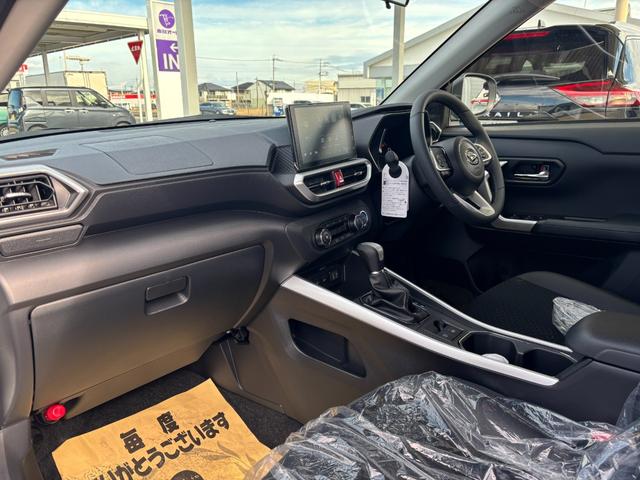 ロッキー プレミアムG HEV 登録済未使用車 純正9インチディスプレイオーディオ バックカメラ USB HDMI シートヒーター フルセグ スマアシ リアコーナーセンサー オートブレーキホールド(28枚目)