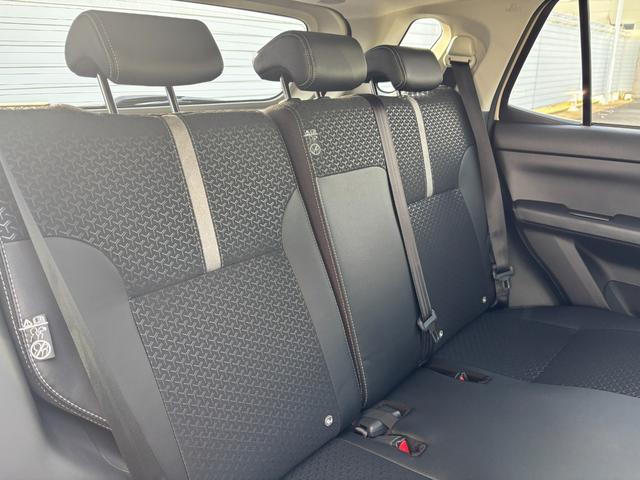 ロッキー プレミアムG HEV 登録済未使用車 純正9インチディスプレイオーディオ バックカメラ USB HDMI シートヒーター フルセグ スマアシ リアコーナーセンサー オートブレーキホールド(17枚目)