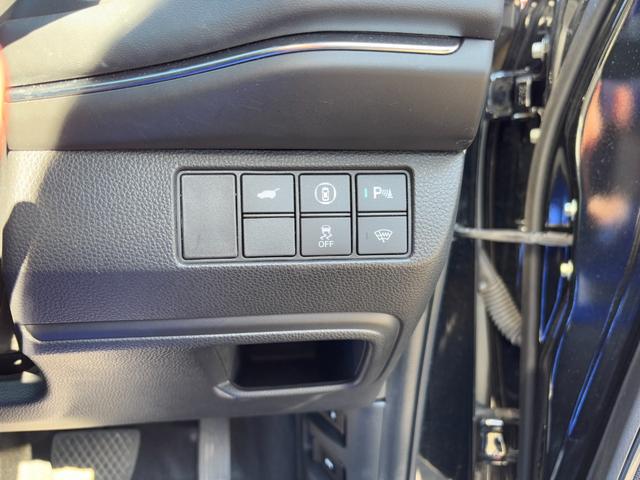 関越自動車道「前橋ＩＣ」で降りて「高崎方面」へ！！車で３分☆信号３つ目の右奥角です♪　『車販売・買取』の大きな看板が目印です！！