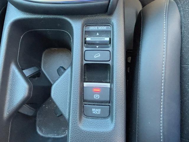 仕入会場直営店ですのでご要望のお車があればご相談ください。仕入れのプロがアドバイス致します。