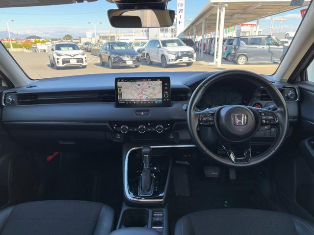 ヴェゼル ｅ：ＨＥＶ　Ｚ　純正メモリーナビ　バックカメラ　Ｂｌｕｅｔｏｏｔｈ　アップルカープレイ　ＬＥＤヘッドライト　ＬＥＤフォグ　シートヒーター　ビルドインＥＴＣ２．０（2枚目）