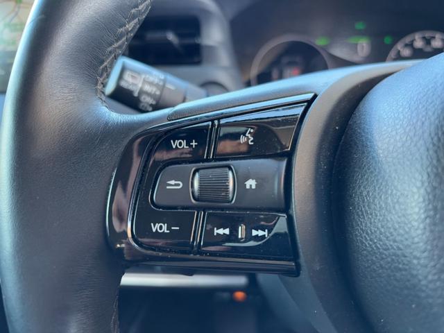 ヴェゼル ｅ：ＨＥＶ　Ｚ　純正メモリーナビ　バックカメラ　Ｂｌｕｅｔｏｏｔｈ　アップルカープレイ　ＬＥＤヘッドライト　ＬＥＤフォグ　シートヒーター　ビルドインＥＴＣ２．０（12枚目）