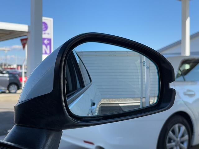 ヴェゼル ｅ：ＨＥＶ　Ｚ　純正メモリーナビ　バックカメラ　Ｂｌｕｅｔｏｏｔｈ　アップルカープレイ　ＬＥＤヘッドライト　ＬＥＤフォグ　シートヒーター　ビルドインＥＴＣ２．０（15枚目）