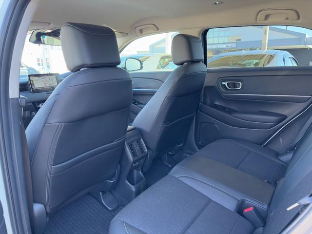 ヴェゼル ｅ：ＨＥＶ　Ｚ　純正メモリーナビ　バックカメラ　Ｂｌｕｅｔｏｏｔｈ　アップルカープレイ　ＬＥＤヘッドライト　ＬＥＤフォグ　シートヒーター　ビルドインＥＴＣ２．０（18枚目）