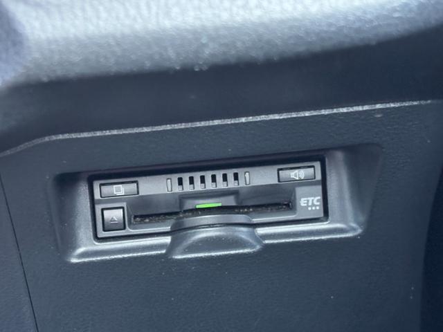 ヴィッツ F セーフティーエディションIII 純正SDナビ バックカメラ TV Bluetooth LEDヘッドライト ビルドインETC オートライト トヨタセーフティ 純正ドラレコ オートハイビーム(7枚目)