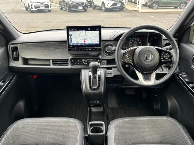 N-ONE プレミアム ツアラー ワンオーナー 純正9インチインターナビ バックカメラ フルセグ パーキングセンサー HDMI LEDオートライト ハーフレザーシート シートヒーター エンジンスターター ETC(2枚目)