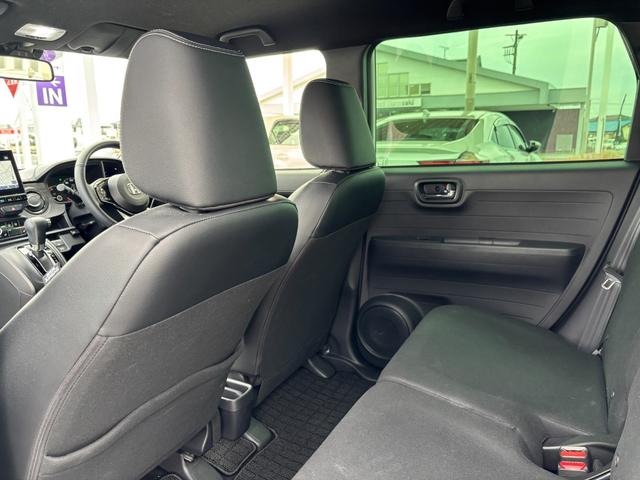 N-ONE プレミアム ツアラー ワンオーナー 純正9インチインターナビ バックカメラ フルセグ パーキングセンサー HDMI LEDオートライト ハーフレザーシート シートヒーター エンジンスターター ETC(16枚目)