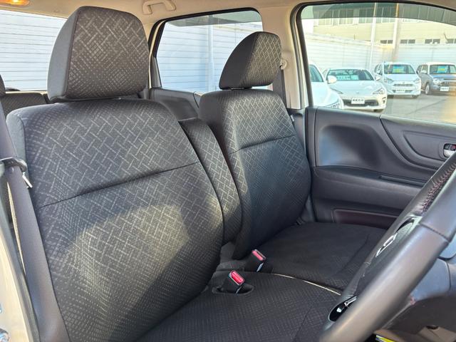 Ｎ－ＷＧＮカスタム Ｇ　ＳＤナビ　バックカメラ　ＣＤ＆ＤＶＤ再生　キセノンライト　フォグランプ　ステアリングリモコン　純正フロアマット＆バイザー（19枚目）