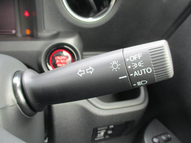 Ｎ－ＢＯＸカスタム ベースグレード　バックカメラ　両側スライド・片側電動　クリアランスソナー　オートクルーズコントロール　レーンアシスト　衝突被害軽減システム　オートライト　ＬＥＤヘッドランプ　スマートキー　アイドリングストップ（10枚目）