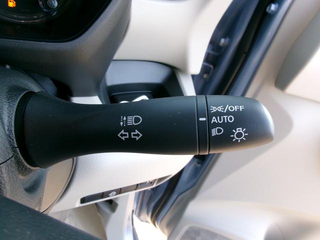 ルークス X アラウンドビューモニター 両側スライド・片側電動 クリアランスソナー オートライト LEDヘッドランプ スマートキー アイドリングストップ ベンチシート CVT 盗難防止システム ABS(5枚目)