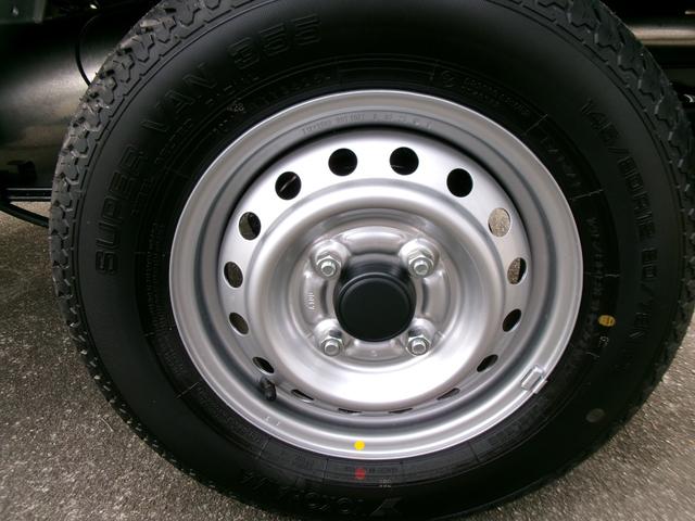 クリッパートラック DX 軽トラック パートタイム4WD 三方開 AT 四輪駆動 レーンサポート コーナーセンサー 衝突軽減ブレーキ アイドリングストップ エアコン パワーステアリング パワーウィンドウ(44枚目)