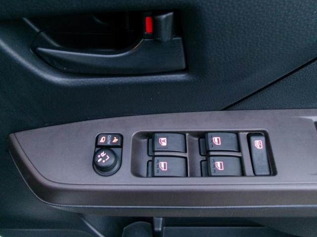 ルーミー Ｘ　スマートアシスト　ディスプレイオーディオ　フルセグテレビ　Ｂｌｕｅｔｏｏｔｈ　ＵＳＢ　バックカメラ　両側スライド片側パワースライドドア　オートライト　オートハイビーム　電動格納ミラー　プッシュスタート（22枚目）