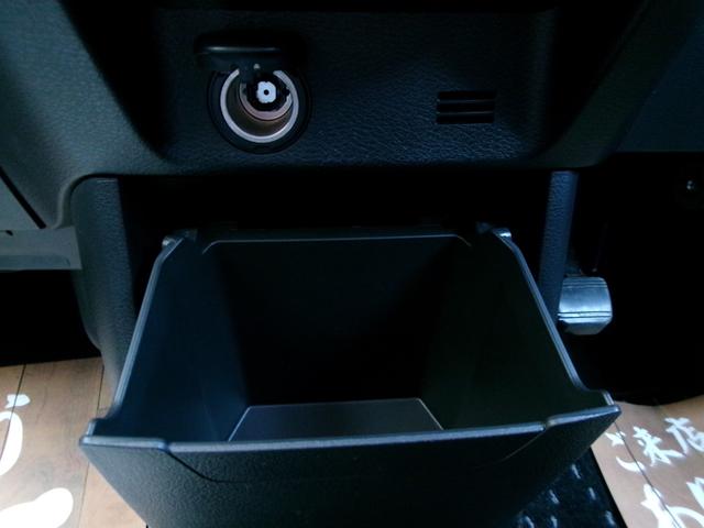 ルークス ハイウェイスター　Ｘ　アラウンドビューモニター　エマージェンシーブレーキ　レーンアシスト　ソナー　オートライト　ハイビームアシスト　前後ドライブレコーダー　純正ナビ　フルセグ　ＨＤＭＩ　Ｂｌｕｅｔｏｏｔｈ　ＥＴＣ（19枚目）