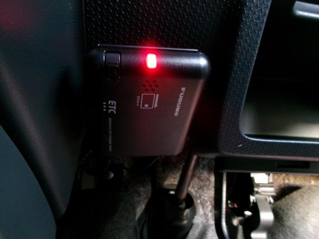 ハスラー Ｇ　フロア５速マニュアル　ＭＴ　社外ナビ　フルセグテレビ　ＣＤ　ＤＶＤ　Ｂｌｕｅｔｏｏｔｈ　ＥＴＣ　運転席シートヒーター　電動格納ミラー　アイドリングストップ　キーレスエントリー　軽ＳＵＶ（5枚目）