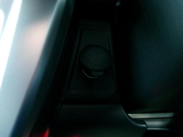 ハスラー Ｇ　フロア５速マニュアル　ＭＴ　社外ナビ　フルセグテレビ　ＣＤ　ＤＶＤ　Ｂｌｕｅｔｏｏｔｈ　ＥＴＣ　運転席シートヒーター　電動格納ミラー　アイドリングストップ　キーレスエントリー　軽ＳＵＶ（14枚目）