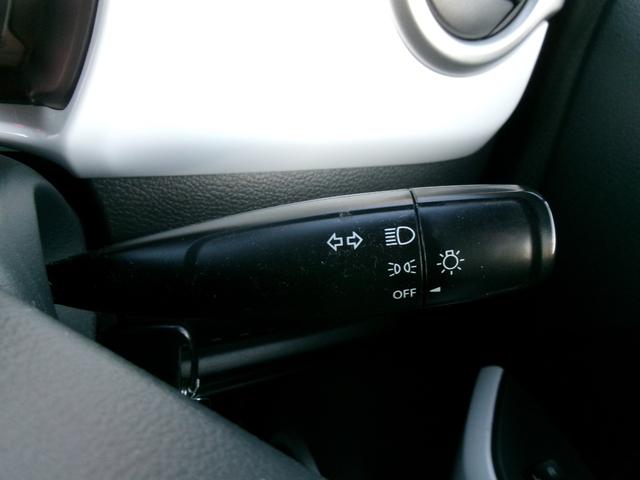 ハスラー Ｇ　フロア５速マニュアル　ＭＴ　社外ナビ　フルセグテレビ　ＣＤ　ＤＶＤ　Ｂｌｕｅｔｏｏｔｈ　ＥＴＣ　運転席シートヒーター　電動格納ミラー　アイドリングストップ　キーレスエントリー　軽ＳＵＶ（19枚目）