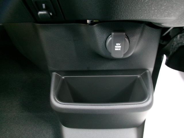 Ｎ－ＢＯＸカスタム ターボコーディネートスタイル　ホンダセンシング　ナビ装着用スペシャルパッケージ　両側パワースライドドア　前席シートヒーター　電動パーキング・ホールド機能　電動格納ミラー　ロールサンシェード　シートバックテーブル（13枚目）