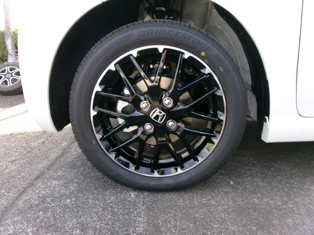 Ｎ－ＢＯＸカスタム ターボコーディネートスタイル　ホンダセンシング　ナビ装着用スペシャルパッケージ　両側パワースライドドア　前席シートヒーター　電動パーキング・ホールド機能　電動格納ミラー　ロールサンシェード　シートバックテーブル（38枚目）