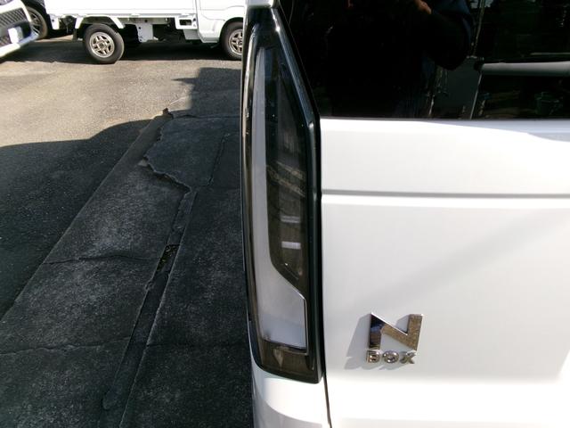 Ｎ－ＢＯＸカスタム ターボコーディネートスタイル　ホンダセンシング　ナビ装着用スペシャルパッケージ　両側パワースライドドア　前席シートヒーター　電動パーキング・ホールド機能　電動格納ミラー　ロールサンシェード　シートバックテーブル（44枚目）