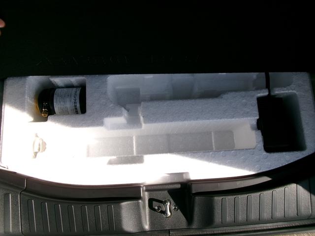 Ｎ－ＢＯＸカスタム ターボコーディネートスタイル　ホンダセンシング　ナビ装着用スペシャルパッケージ　両側パワースライドドア　前席シートヒーター　電動パーキング・ホールド機能　電動格納ミラー　ロールサンシェード　シートバックテーブル（58枚目）