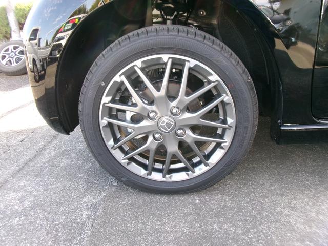 Ｎ－ＢＯＸカスタム ターボ　ホンダセンシング　ナビ装着用スペシャルパッケージ　四輪駆動　両側パワースライドドア　電動パーキング・ホールド機能　前席シートヒーター　電動格納ミラー　ロールサンシェード　シートバックテーブル（38枚目）