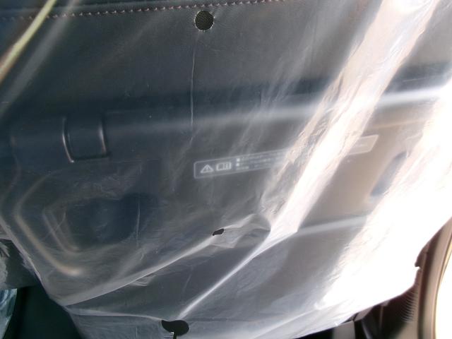 Ｎ－ＢＯＸカスタム ターボ　ホンダセンシング　ナビ装着用スペシャルパッケージ　四輪駆動　両側パワースライドドア　電動パーキング・ホールド機能　前席シートヒーター　電動格納ミラー　ロールサンシェード　シートバックテーブル（52枚目）