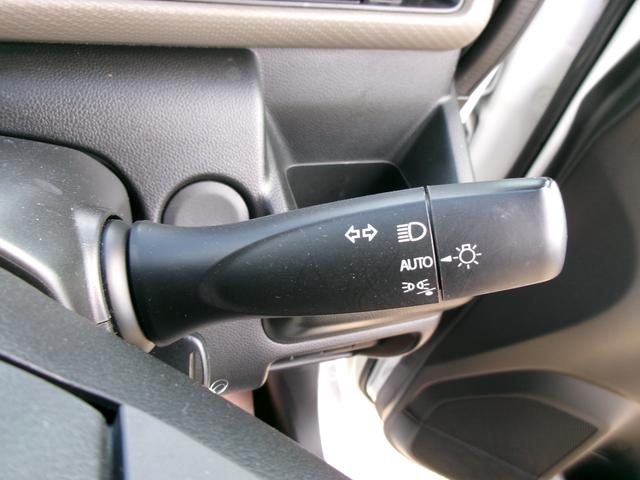 フレア ハイブリッドXG ブレーキサポートレス オートライト キーレスエントリー アイドリングストップ 電動格納ミラー 運転席シートヒーター ベンチシート CVT 盗難防止システム ABS ESC 衝突安全ボディ エアコン(5枚目)