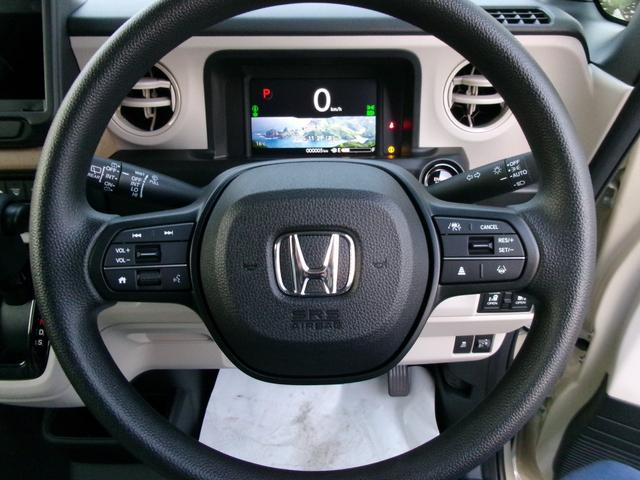 Ｎ－ＢＯＸ ファッションスタイル　ホンダセンシング　ナビ装着用スペシャルパッケージ　２トーン　両側パワースライドドア　ロールサンシェード　シートバックテーブル　左右独立リアセンターアームレスト　前席シートヒーター　プッシュスタート（14枚目）
