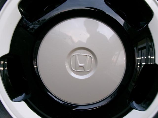 Ｎ－ＢＯＸ ファッションスタイル　ホンダセンシング　ナビ装着用スペシャルパッケージ　２トーン　両側パワースライドドア　ロールサンシェード　シートバックテーブル　左右独立リアセンターアームレスト　前席シートヒーター　プッシュスタート（45枚目）